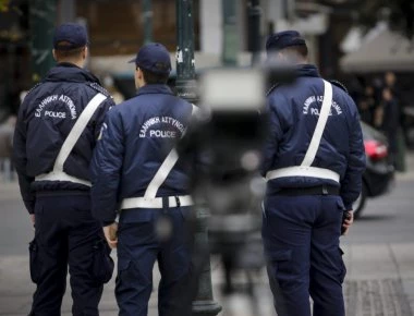 Έδωσε το όπλο και τέλειωσε το θρίλερ για τον άντρα που απειλούσε να αυτοκτονήσει στην Πάτρα!